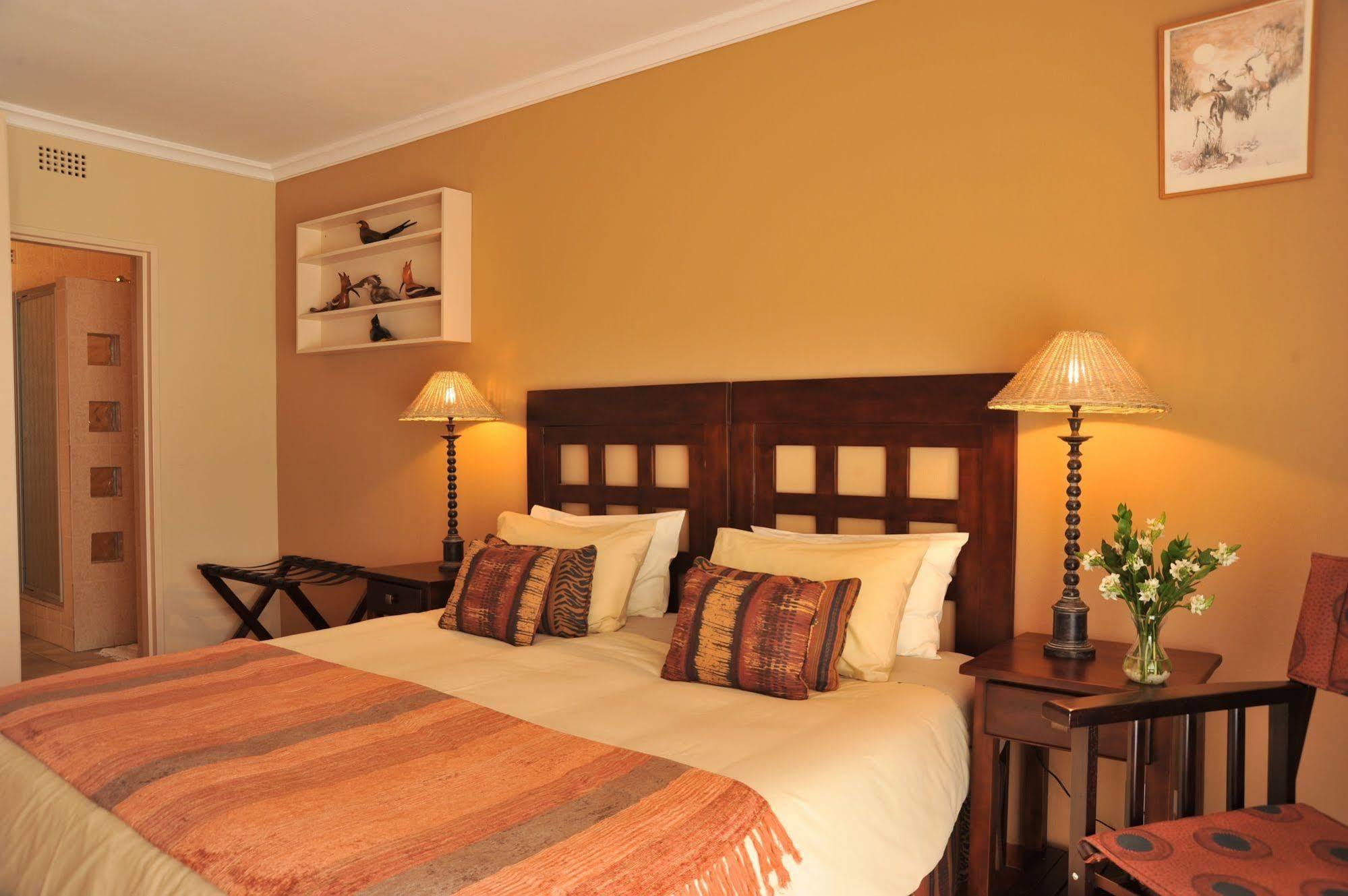Claires Of Sandton Luxury Guest House Йоханнесбург Экстерьер фото